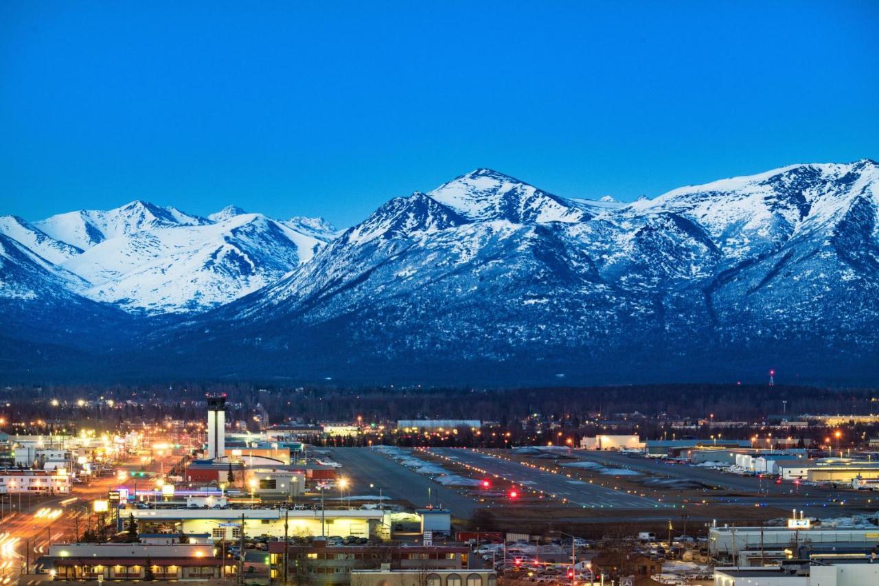 Sheraton Anchorage Hotel Exterior foto